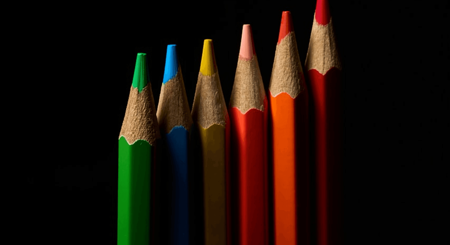 Colored pencils arranged in a circle